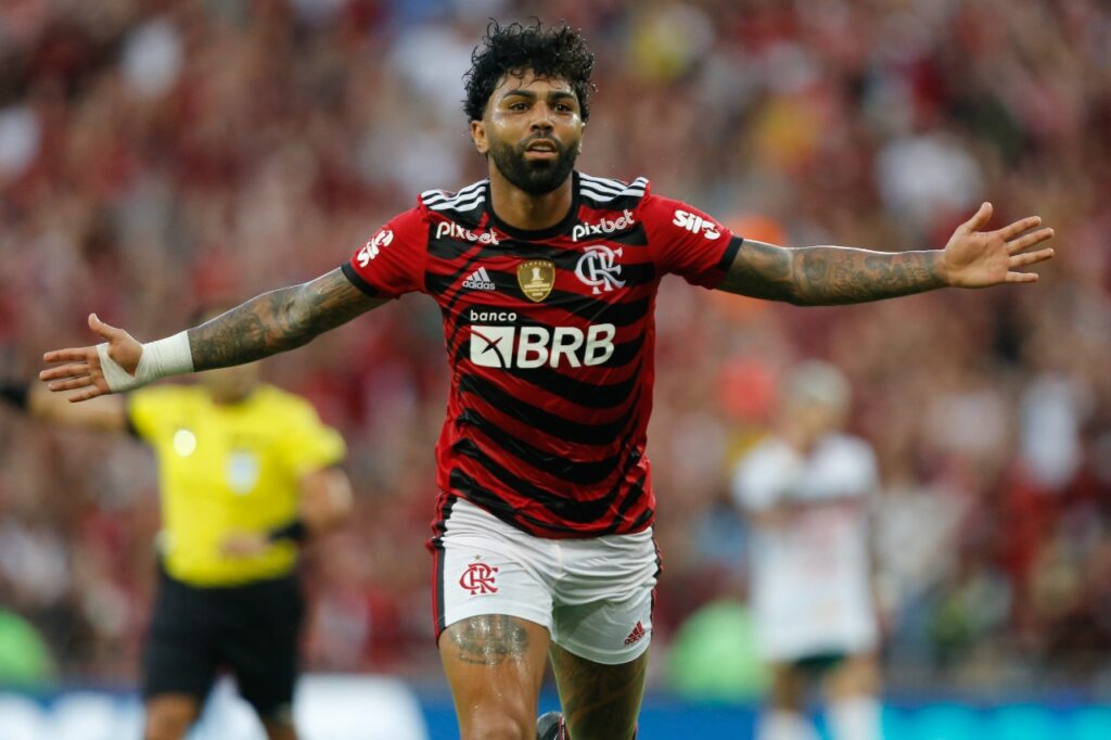 Presidente do Fluminense tem reação surpreendente às vaias a Gabigol