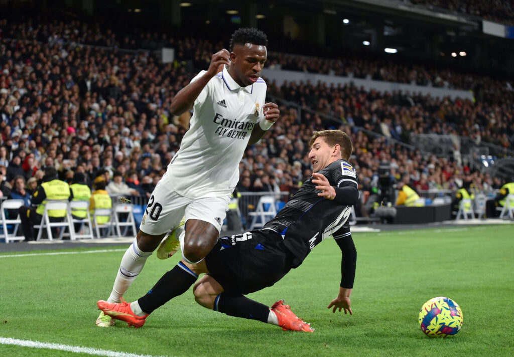 Vinícius Júnior em jogo do Real Madrid; técnico do Barcelona, técnico do Al Hilal revelou estratégia para para Vini na final do Mundial de Clubes