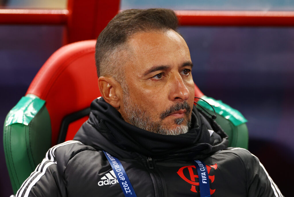 Vitor Pereira no Flamengo; treinador sofre críticas da torcida pós perder para o Aucas na Libertadores