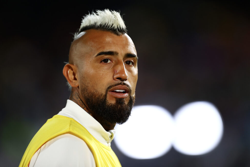 Arturo Vidal, ex-volante do Flamengo; chileno defenderá o Athletico-PR na próxima temporada