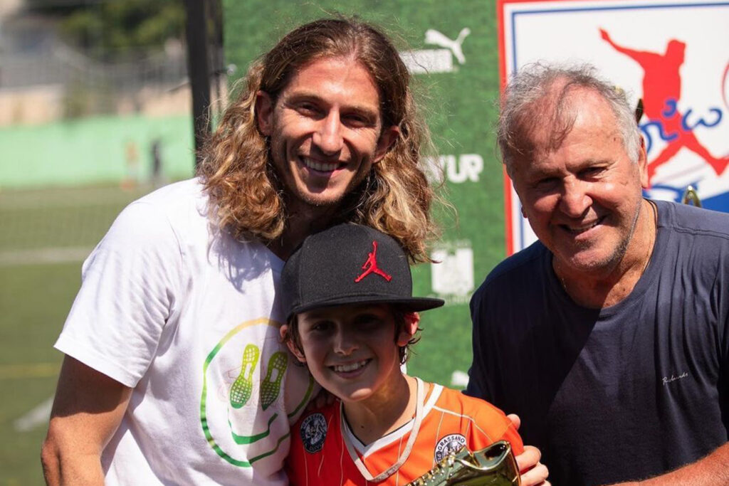 Filipe Luís, seu filho Tiago, e Zico