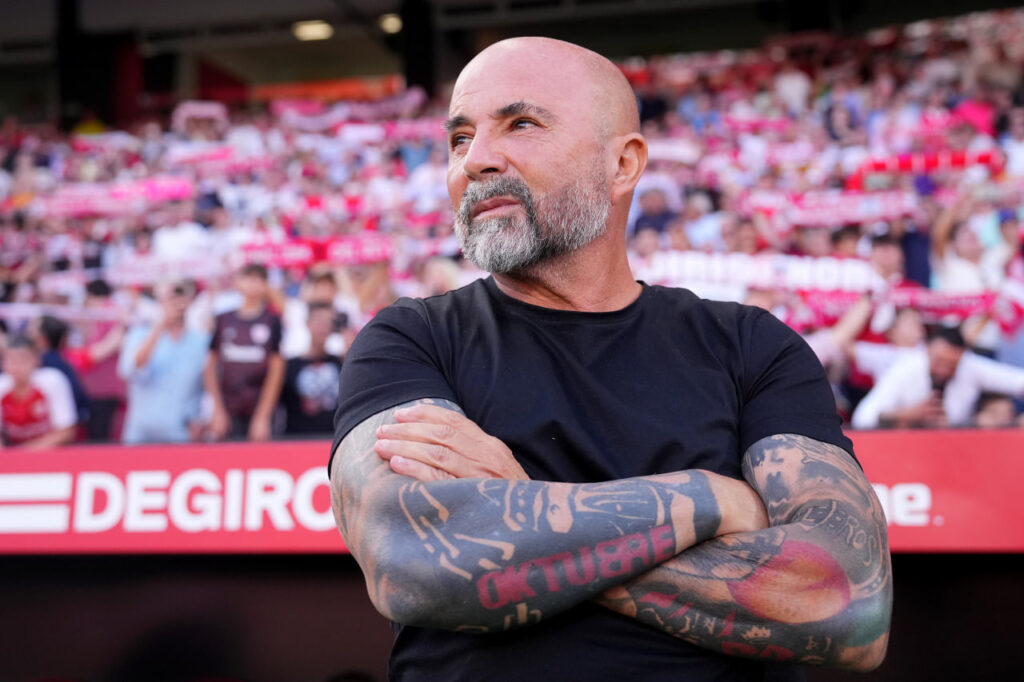 Sampaoli pelo Sevilla; PVC afirmou que o treinador tem o sonho de ser o treinador do Flamengo