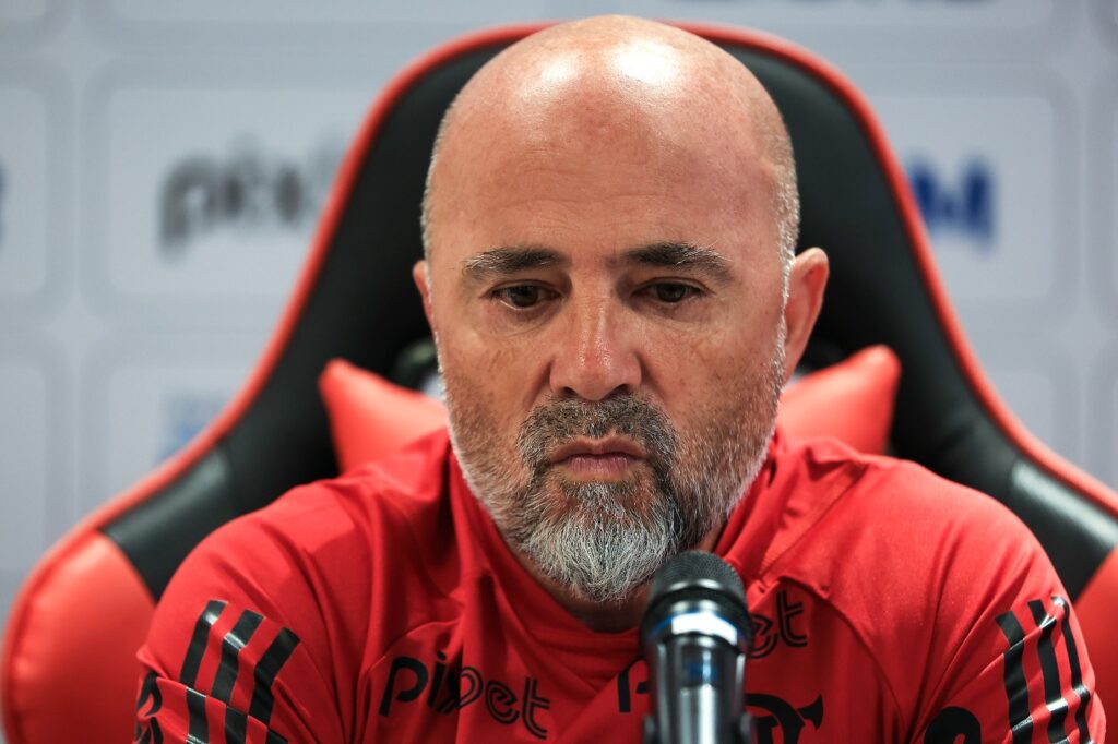 VSR crava: 'Trabalho do Sampaoli é ruim'