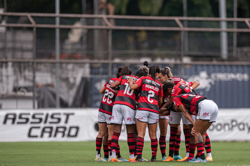 Após a derrota contra o Cruzeiro, o Flamengo segue na caça ao Corinthians e faz ação especial para o duelo contra o Palmeiras nesta sexta