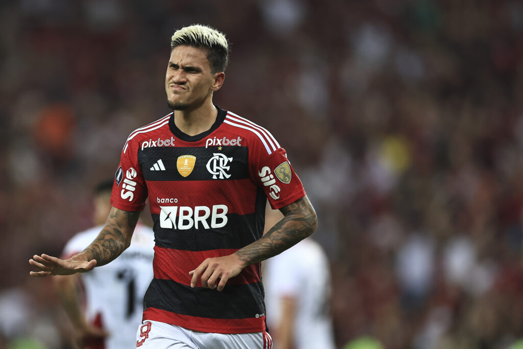 Na próxima quarta, o Flamengo enfrenta o Goiás pela quinta rodada do Brasileirão. Sampaoli contará com a volta de Pedro
