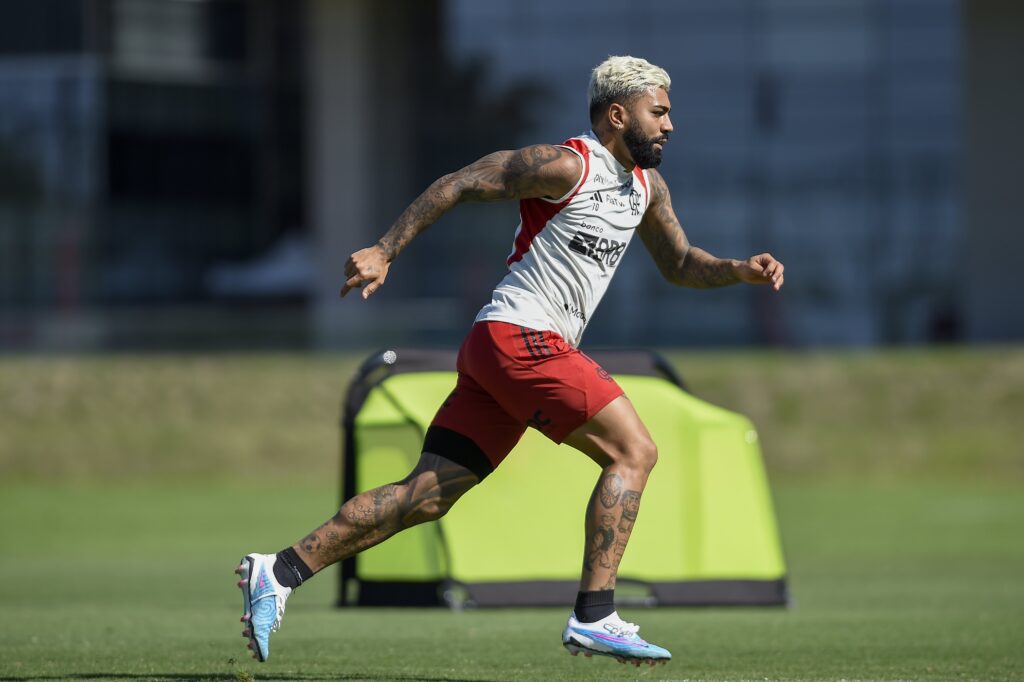 Escalação do Flamengo: Gabigol treina para retornar a equipe