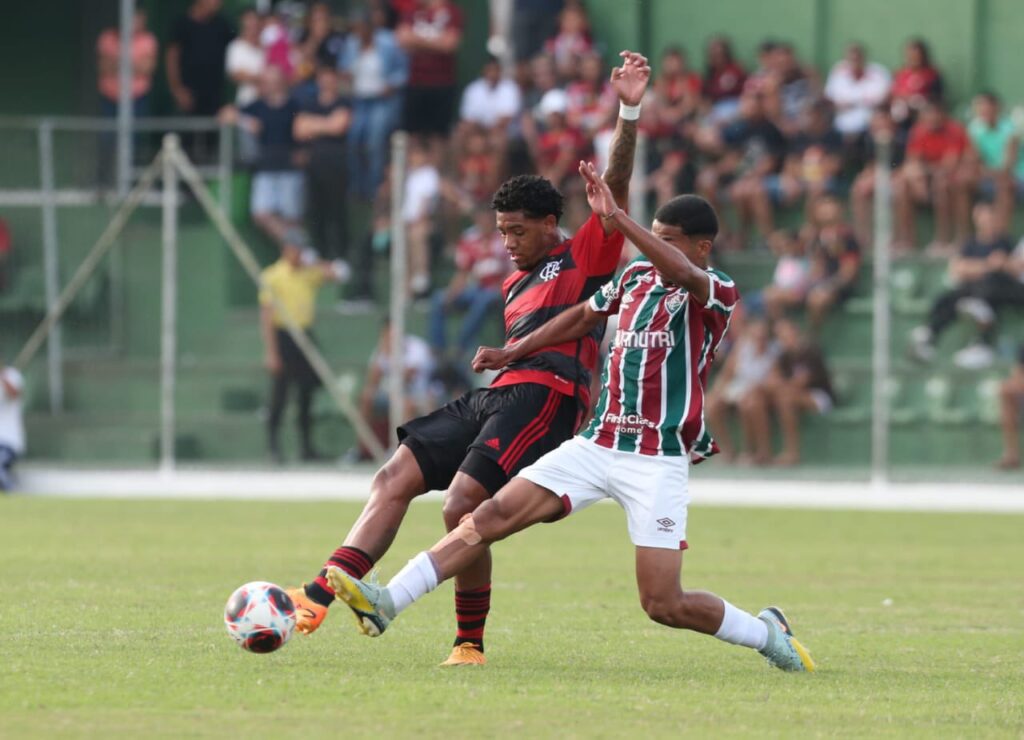 Flamengo e Fluminense se enfrentam pelo Carioca Sub-20