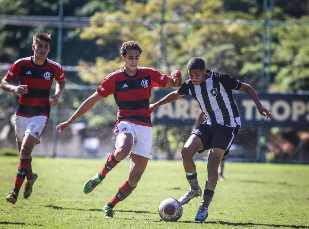 Flamengo perde para Botafogo na ida da semifinal da Copa Rio Sub-17