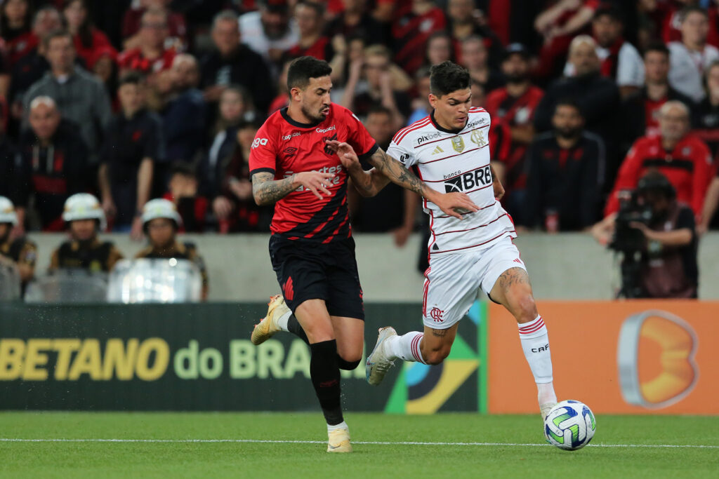 Flamengo e Athletico-PR se enfrentaram pela Copa do Brasil