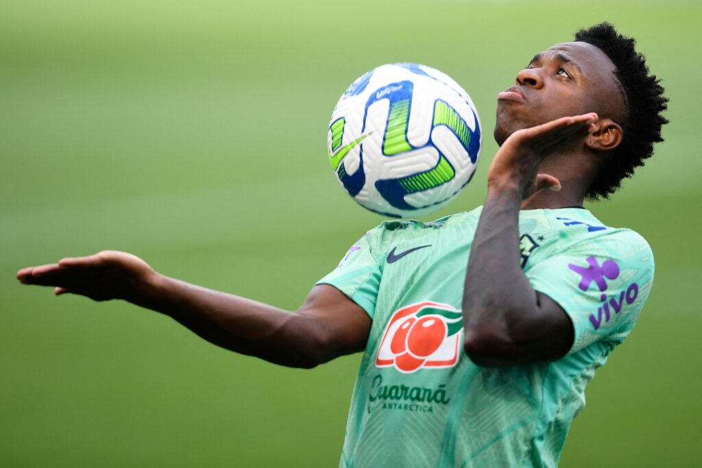 Vinícius Júnior em treino da Seleção Brasileira