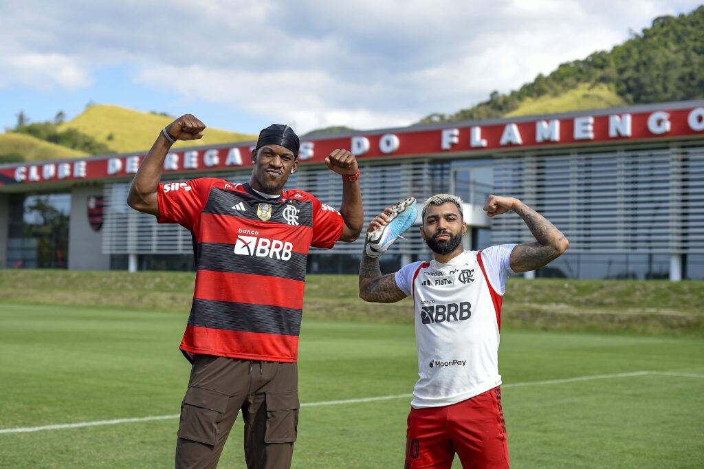 Gabigol, do Flamengo, e Jimmy Butler, jogador do Miami Heat