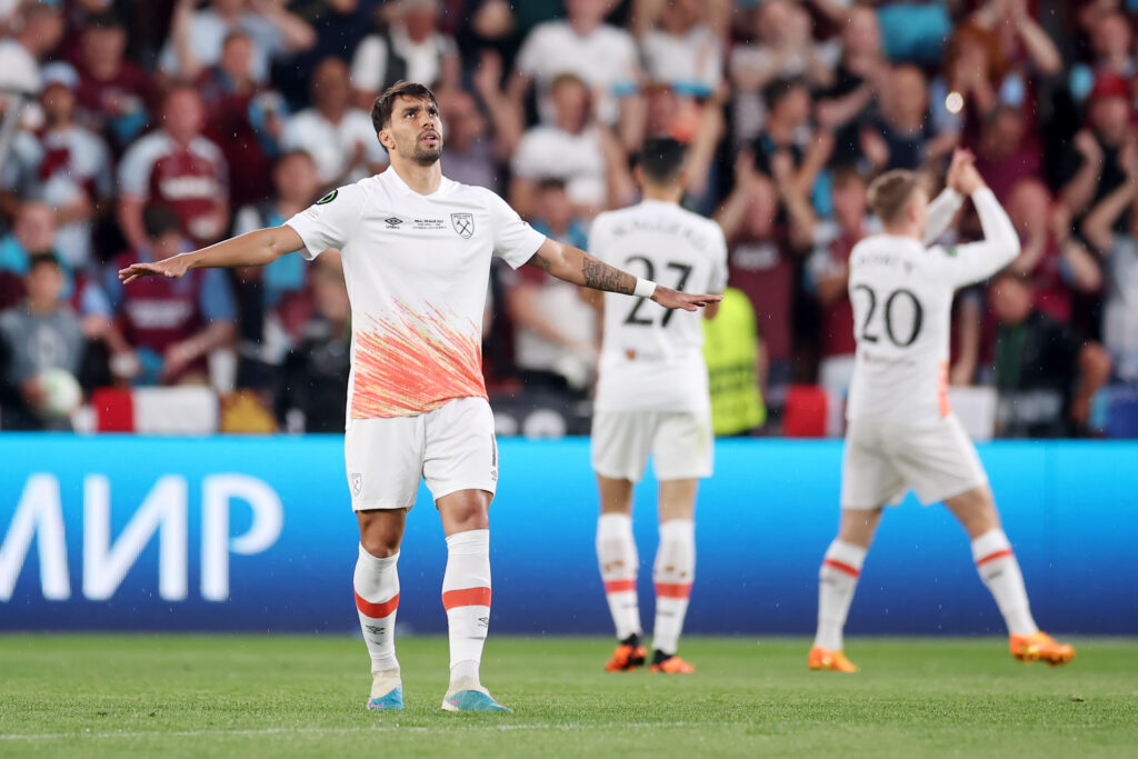 Lucas Paquetá comemora gol pelo West Ham