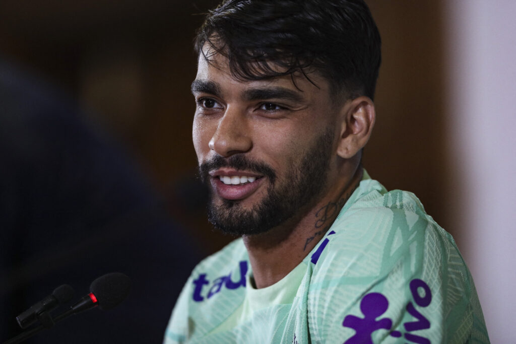 Lucas Paquetá, cria do Flamengo, se movimenta nos bastidores do West Ham para selar acordo com o Manchester City