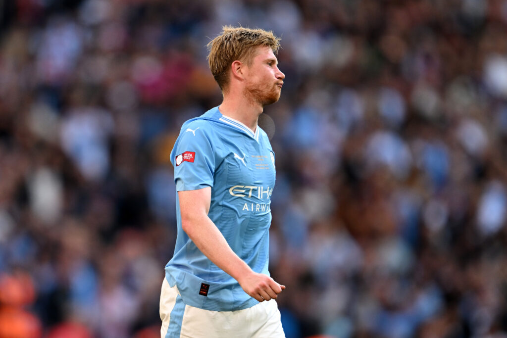 De Bruyne pelo Manchester City