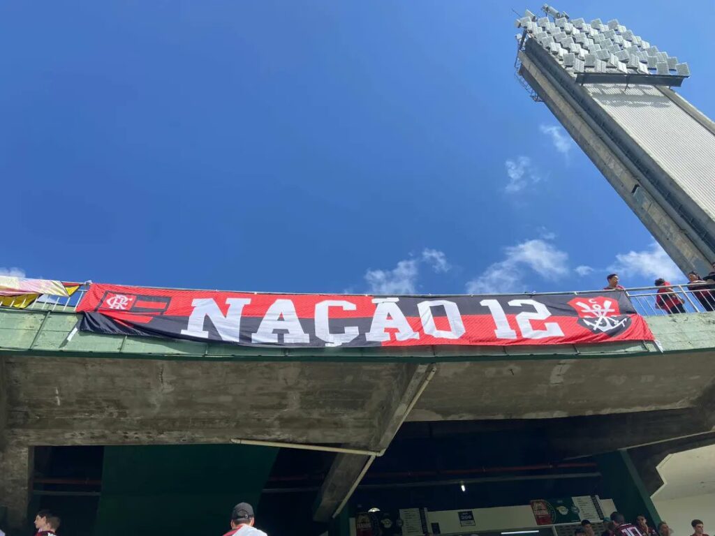 Nação 12 repudia preço dos ingressos