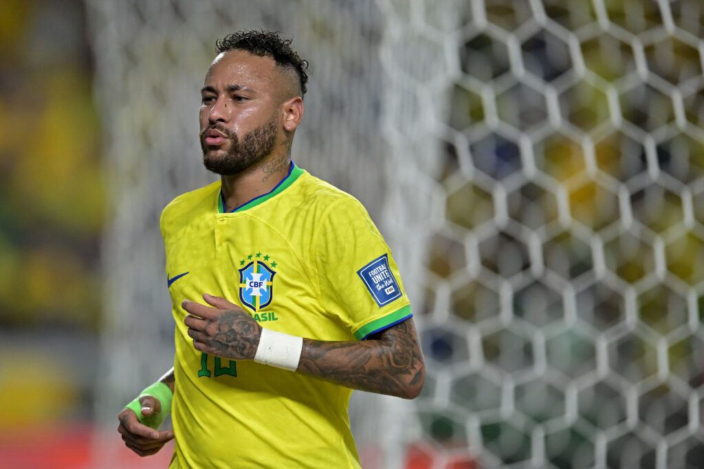 Neymar em Brasil e Bolívia; Neto o crava no Flamengo