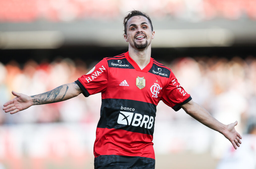 Michael comemora gol pelo Flamengo