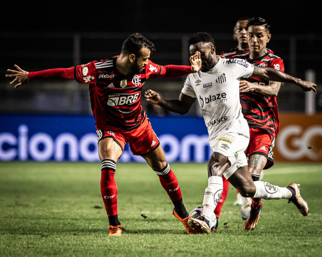 Últimas notícias do Flamengo: jogo contra o Santos, contratação de Bruno Méndez e Rafaela Silva no Pan-Americano