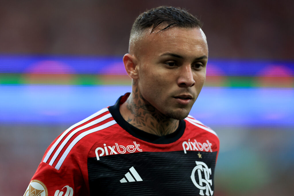 Everton Cebolinha tem reviravolta com Tite e está perto de marca inédita pelo Flamengo contra o América-MG