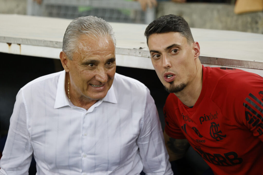 Tite responde sobre reforços no Flamengo