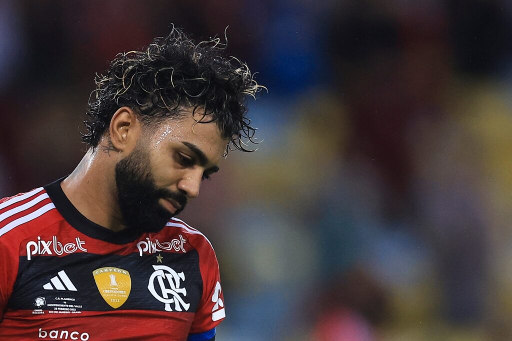 Gabigol, do Flamengo, reage durante o jogo de volta da CONMEBOL Recopa Sul-Americana 2023 entre Flamengo e Independiente del Valle