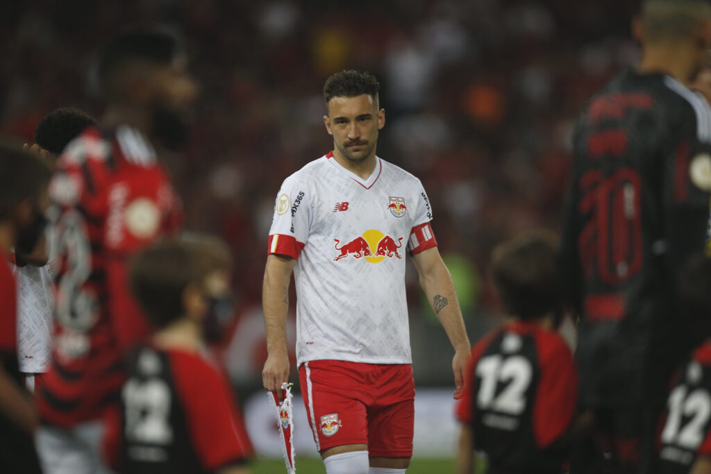 RMP confia que Flamengo contratará Léo Ortiz, do Bragantino