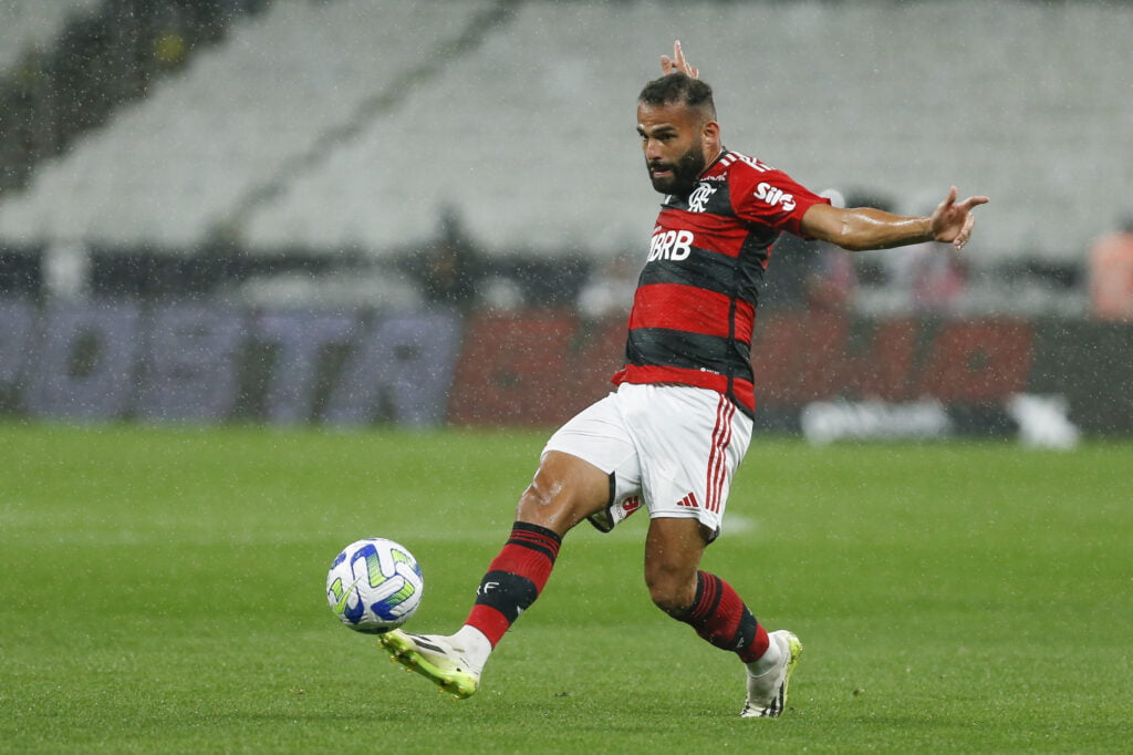 Negociação entre Internacional e Thiago Maia pode melar com chegada de Fernando