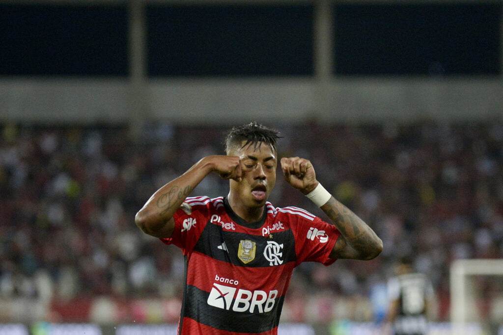 Bruno Henrique provoca torcida após partida entre Flamengo e Botafogo pelo Campeonato Brasileiro