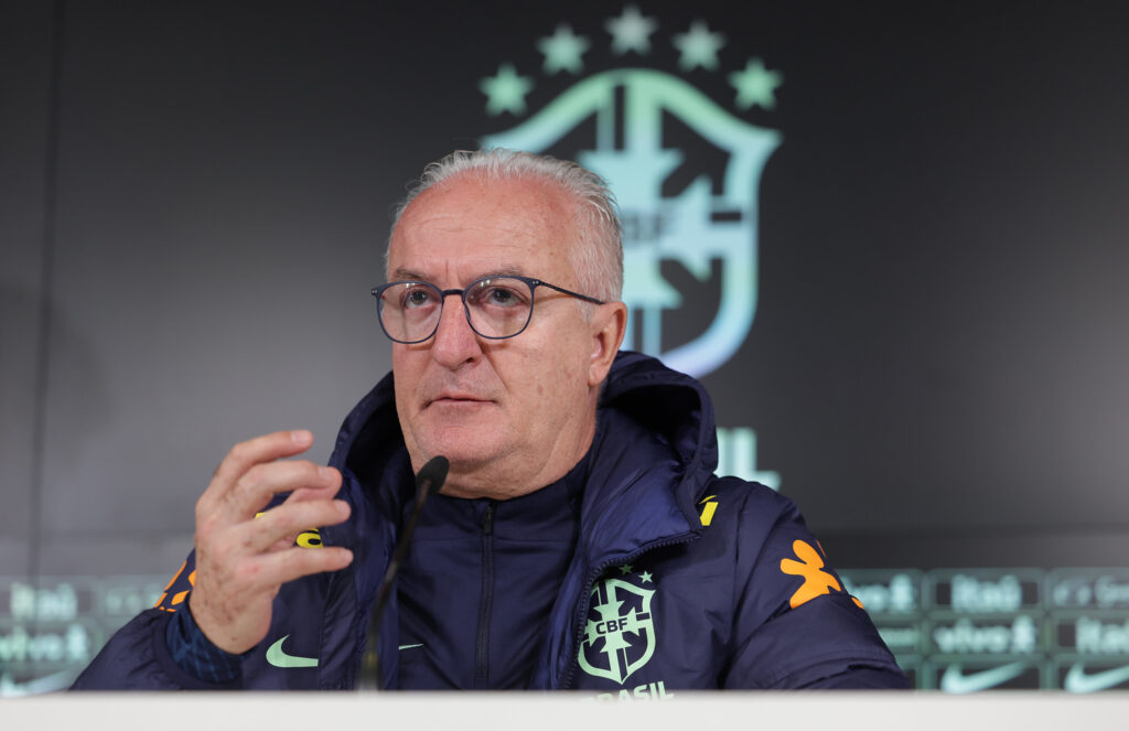 Dorival na coletiva da Seleção. Foto: Rafael Ribeiro/CBF