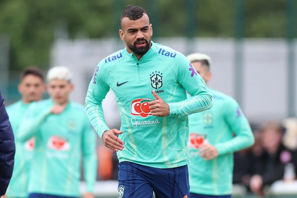 Fabrício Bruno tem convocação questionada por Mauro Cezar