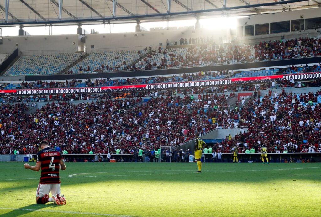 É a 2ª de 3 etapas da licitação para gerir estádio por 20 anos; proposta técnica que superar nota mínima segue na disputa por Maracanã