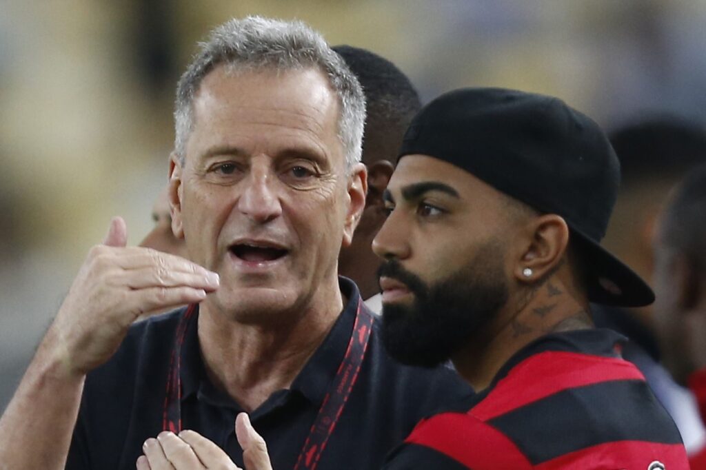Rodolfo Landim e Gabigol no Maracanã, antes de jogo do Flamengo