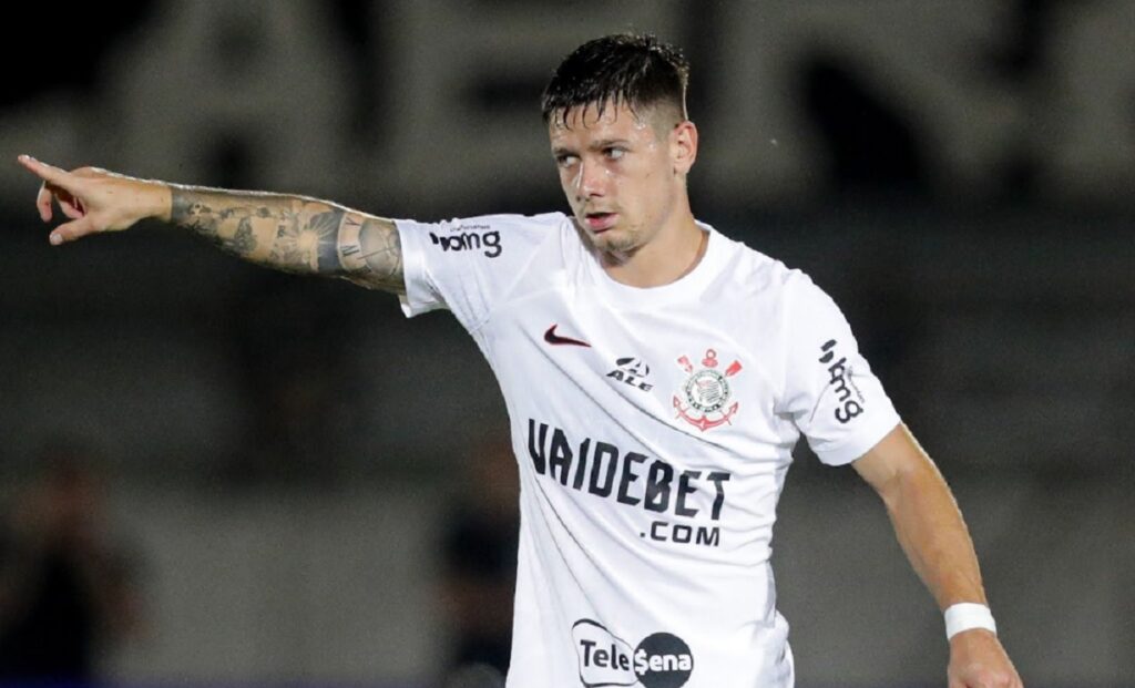 rodrigo garro do corinthians é um dos destaques contra o flamengo