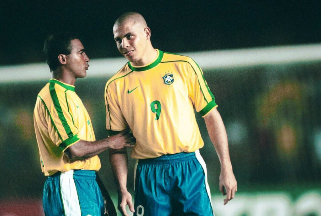 Romário e Ronaldo foram campeões mundiais de 1994, mas nunca entraram em campo juntos em uma Copa do Mundo