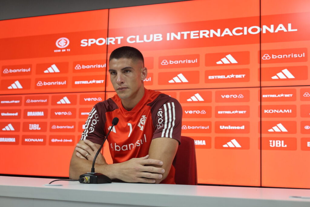 Goleiro do Internacional, Sergio Rochet projeta jogo contra o Flamengo no Maracanã